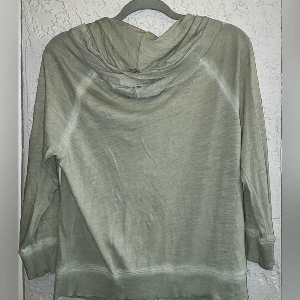 American Eagle Outfitters Sage Green Lightweight Zip-Up with Hood - Picture 5 of 8
